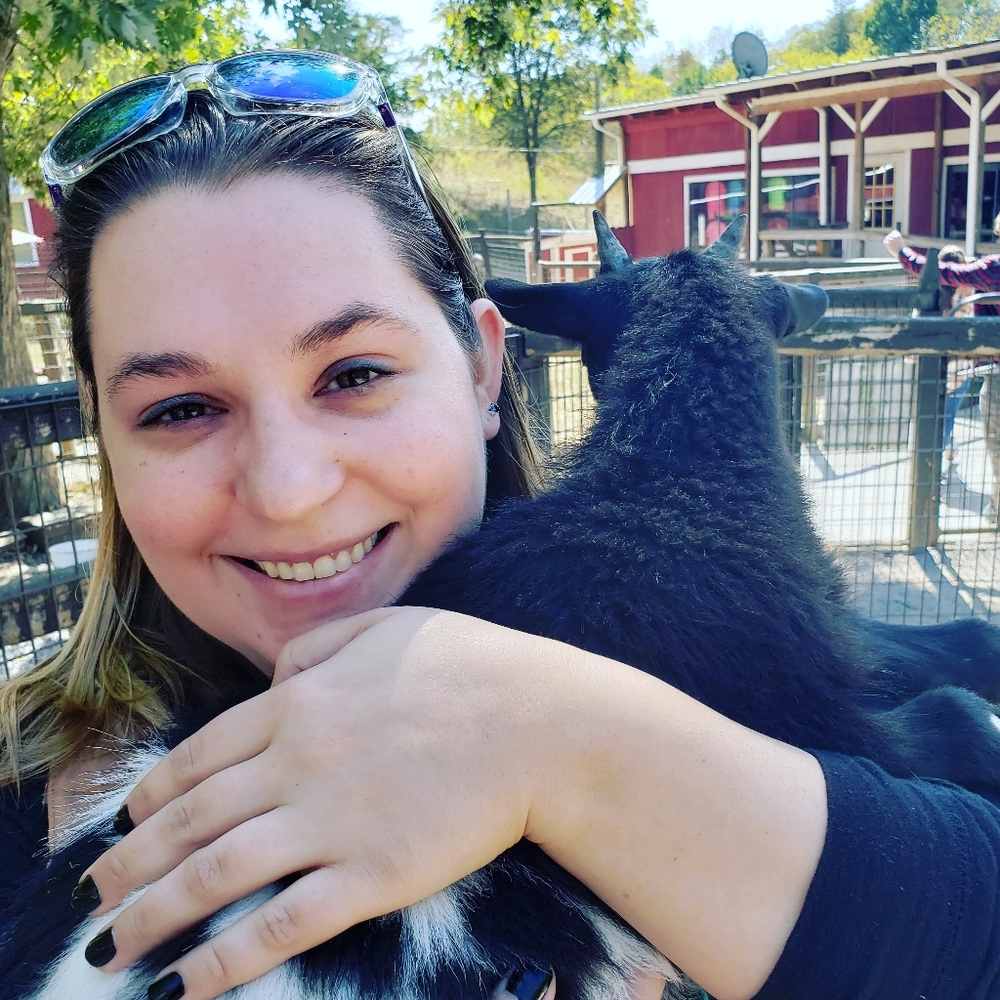 Meet your Posher, Ashley